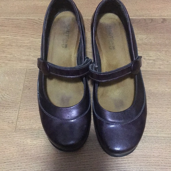 Naots heels - Picture 1 of 4